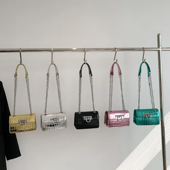 2023 Crossbody maišelį Vakarų mados mini nešiojamas mažas kvadratas maišelį unikalus dizainas ir išplėstinė spalvų pasirinkimas žvaigždžių lūpų krepšiai